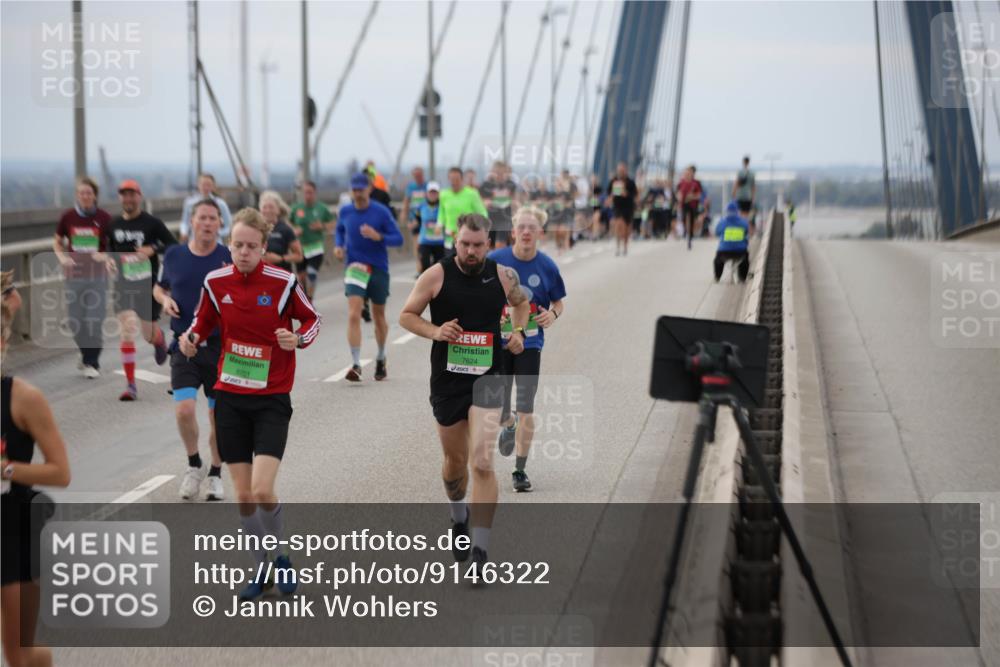 03.10.2025 - Köhlbrandbrückenlauf Jannik Wohlers http://msf.ph/oto/9146322 03.10.2025 15:48:49 Position 1 8921, 7624 meine-sportfotos.de