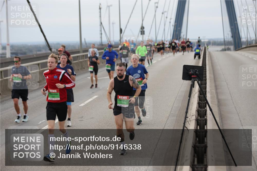 03.10.2025 - Köhlbrandbrückenlauf Jannik Wohlers http://msf.ph/oto/9146338 03.10.2025 15:48:51 Position 1 8921, 7624 meine-sportfotos.de