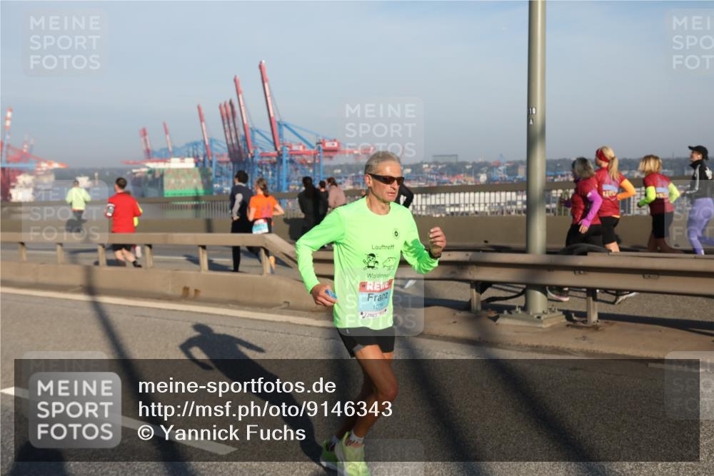 03.10.2025 - Köhlbrandbrückenlauf Yannick Fuchs http://msf.ph/oto/9146343 03.10.2025 08:36:15 Position 2 1079 meine-sportfotos.de
