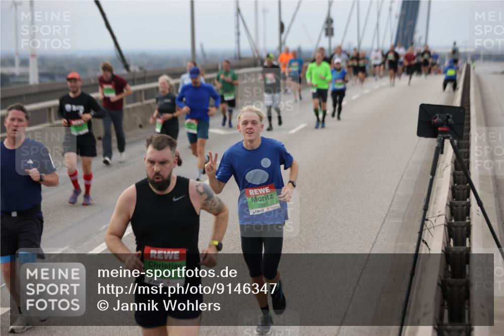 03.10.2025 - Köhlbrandbrückenlauf Jannik Wohlers http://msf.ph/oto/9146347 03.10.2025 15:48:53 Position 1 7624, 7291 meine-sportfotos.de