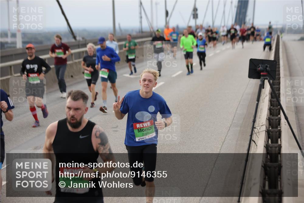 03.10.2025 - Köhlbrandbrückenlauf Jannik Wohlers http://msf.ph/oto/9146355 03.10.2025 15:48:53 Position 1 7624, 7291 meine-sportfotos.de