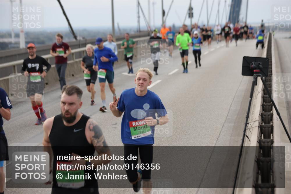 03.10.2025 - Köhlbrandbrückenlauf Jannik Wohlers http://msf.ph/oto/9146356 03.10.2025 15:48:53 Position 1 7624, 7291 meine-sportfotos.de