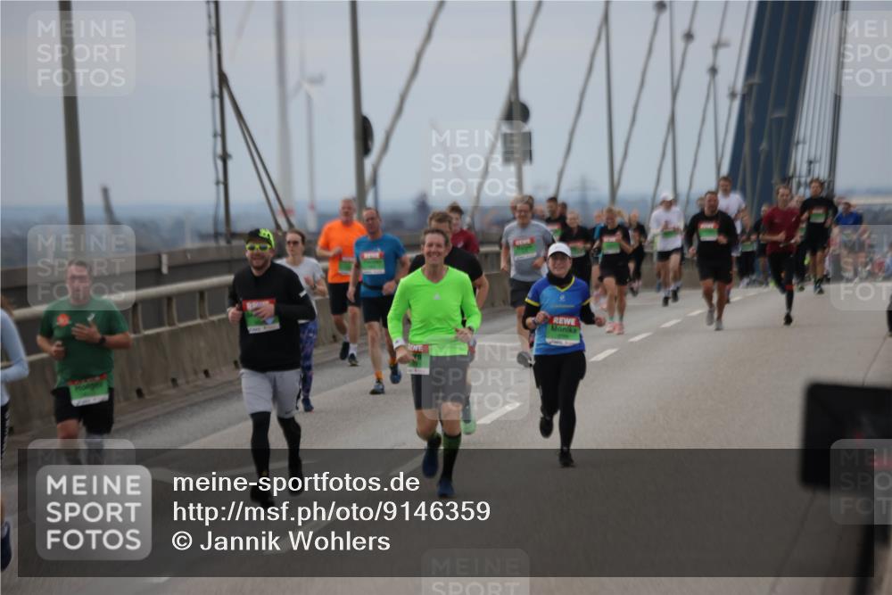 03.10.2025 - Köhlbrandbrückenlauf Jannik Wohlers http://msf.ph/oto/9146359 03.10.2025 15:48:54 Position 1  meine-sportfotos.de