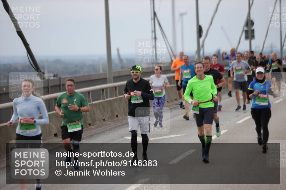 03.10.2025 - Köhlbrandbrückenlauf Jannik Wohlers http://msf.ph/oto/9146383 03.10.2025 15:48:56 Position 1 1487, 9624 meine-sportfotos.de