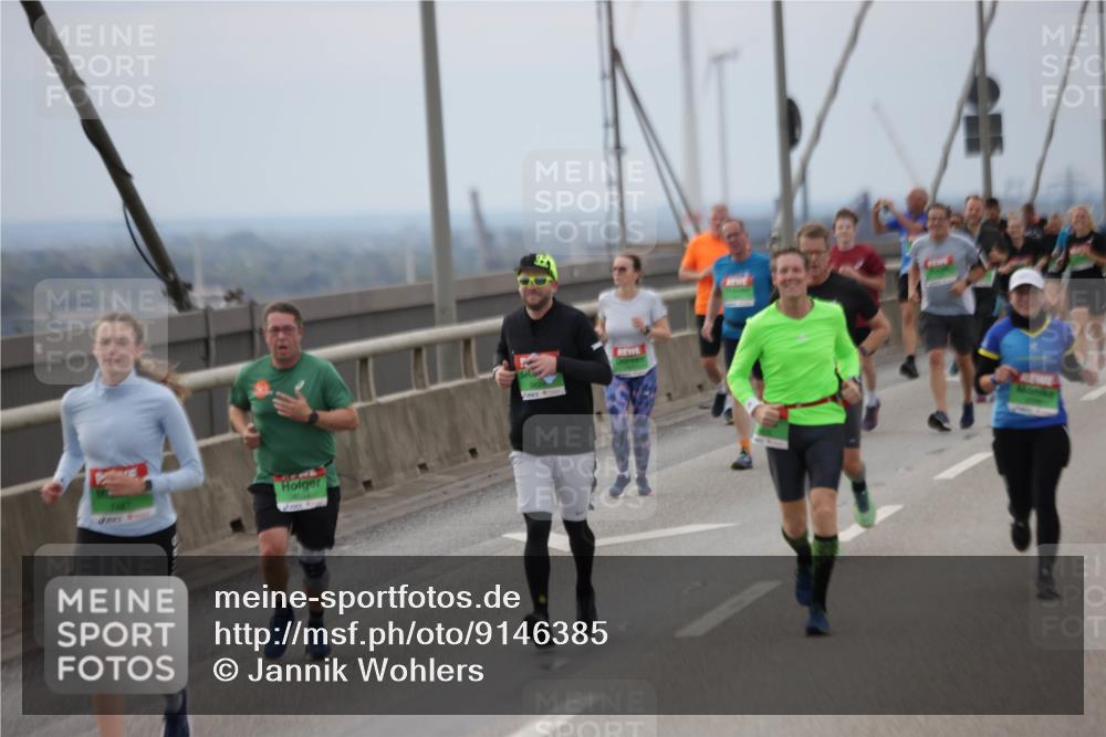03.10.2025 - Köhlbrandbrückenlauf Jannik Wohlers http://msf.ph/oto/9146385 03.10.2025 15:48:56 Position 1 1687, 9033 meine-sportfotos.de