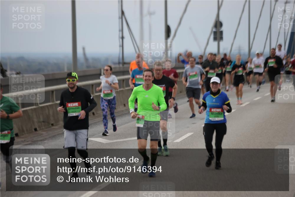 03.10.2025 - Köhlbrandbrückenlauf Jannik Wohlers http://msf.ph/oto/9146394 03.10.2025 15:48:56 Position 1 9624 meine-sportfotos.de