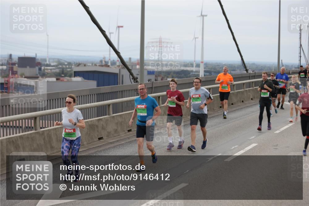 03.10.2025 - Köhlbrandbrückenlauf Jannik Wohlers http://msf.ph/oto/9146412 03.10.2025 15:49:06 Position 1 7177, 7621 meine-sportfotos.de