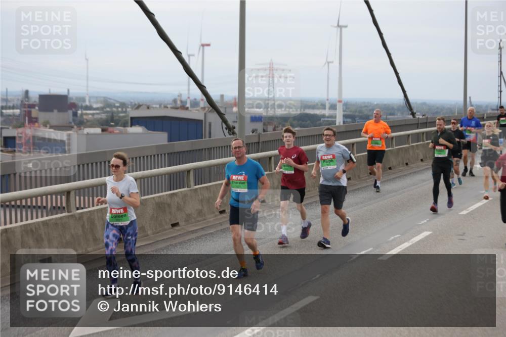 03.10.2025 - Köhlbrandbrückenlauf Jannik Wohlers http://msf.ph/oto/9146414 03.10.2025 15:49:06 Position 1 7621 meine-sportfotos.de