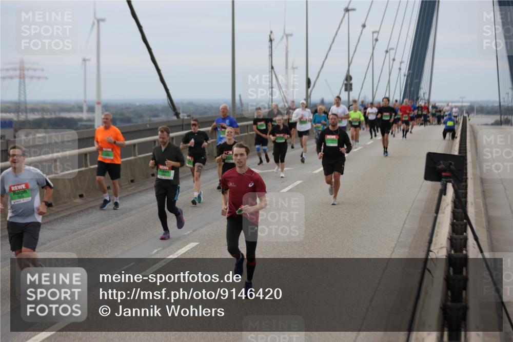 03.10.2025 - Köhlbrandbrückenlauf Jannik Wohlers http://msf.ph/oto/9146420 03.10.2025 15:49:06 Position 1  meine-sportfotos.de