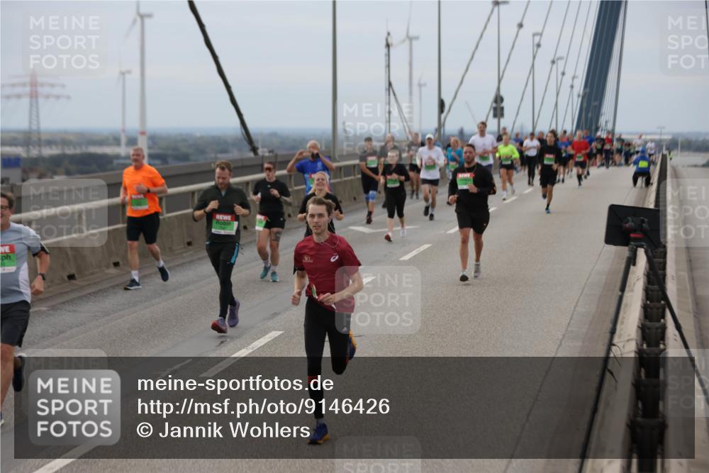 03.10.2025 - Köhlbrandbrückenlauf Jannik Wohlers http://msf.ph/oto/9146426 03.10.2025 15:49:07 Position 1  meine-sportfotos.de