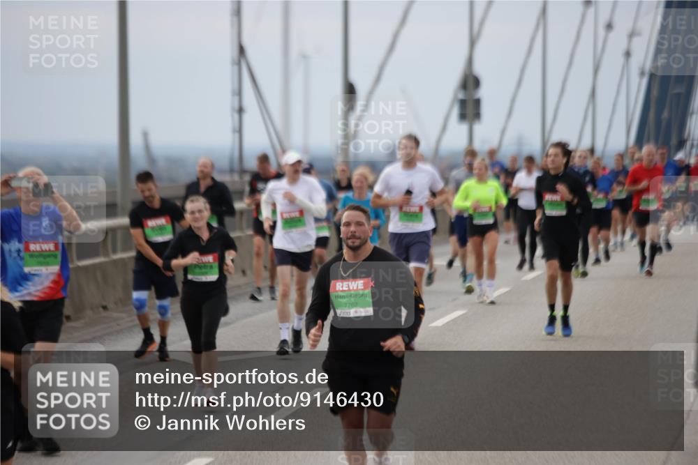 03.10.2025 - Köhlbrandbrückenlauf Jannik Wohlers http://msf.ph/oto/9146430 03.10.2025 15:49:08 Position 1 7762 meine-sportfotos.de
