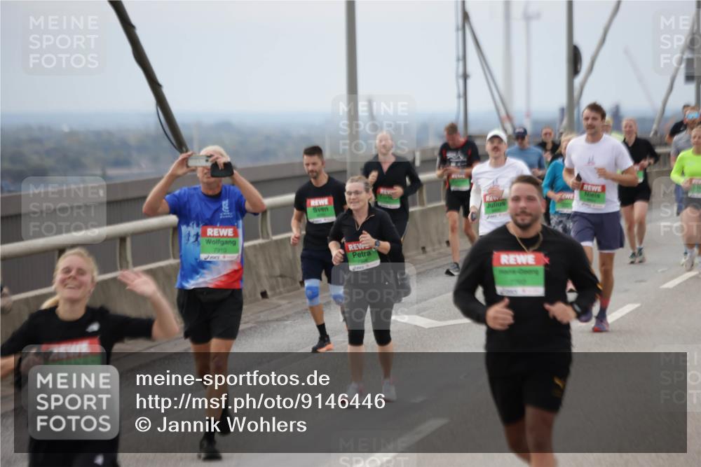 03.10.2025 - Köhlbrandbrückenlauf Jannik Wohlers http://msf.ph/oto/9146446 03.10.2025 15:49:09 Position 1 7910 meine-sportfotos.de