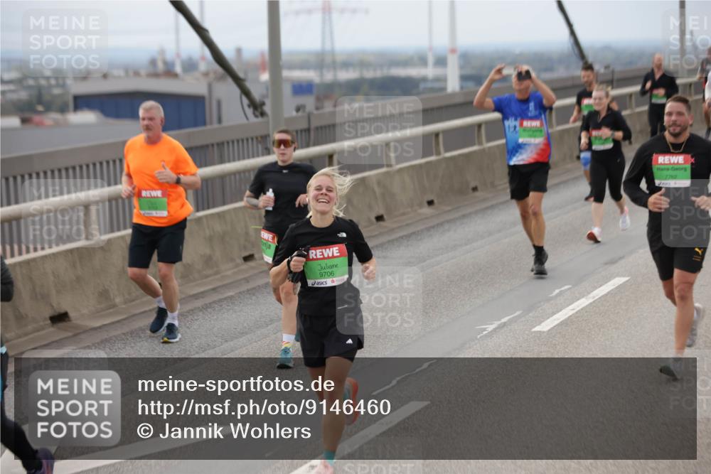 03.10.2025 - Köhlbrandbrückenlauf Jannik Wohlers http://msf.ph/oto/9146460 03.10.2025 15:49:10 Position 1 9706, 7762 meine-sportfotos.de