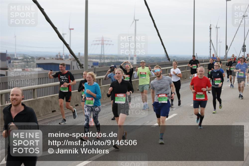 03.10.2025 - Köhlbrandbrückenlauf Jannik Wohlers http://msf.ph/oto/9146506 03.10.2025 15:49:19 Position 1 7467, 7666 meine-sportfotos.de