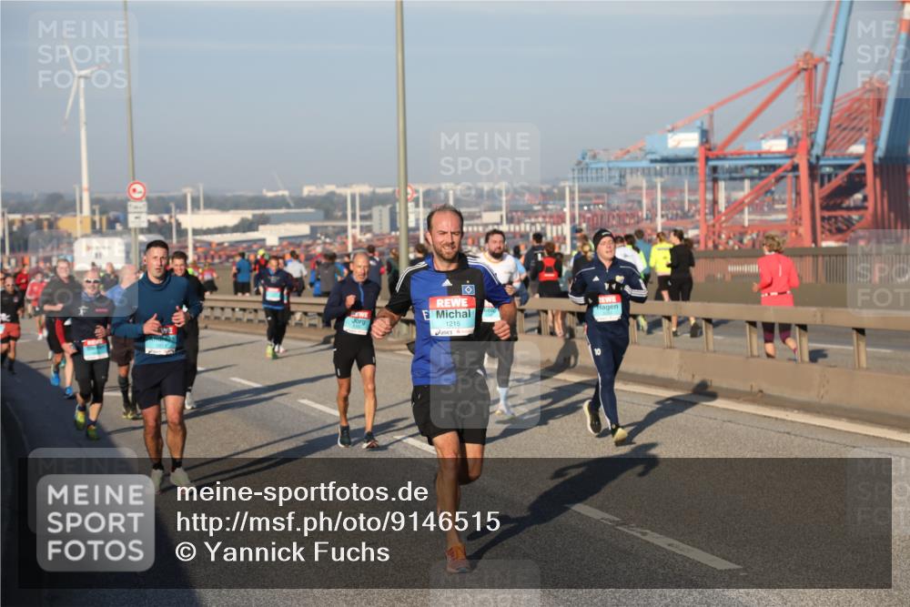 03.10.2025 - Köhlbrandbrückenlauf Yannick Fuchs http://msf.ph/oto/9146515 03.10.2025 08:36:39 Position 2 1215 meine-sportfotos.de