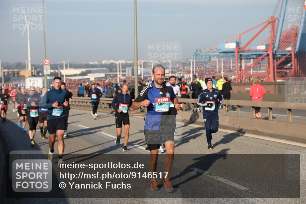 03.10.2025 - Köhlbrandbrückenlauf Yannick Fuchs http://msf.ph/oto/9146517 03.10.2025 08:36:39 Position 2 281, 1215 meine-sportfotos.de