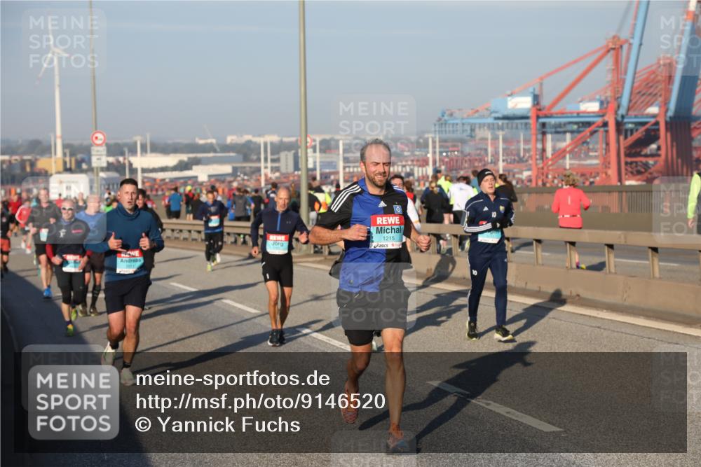 03.10.2025 - Köhlbrandbrückenlauf Yannick Fuchs http://msf.ph/oto/9146520 03.10.2025 08:36:39 Position 2 1215 meine-sportfotos.de