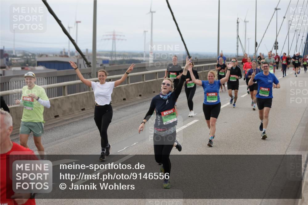 03.10.2025 - Köhlbrandbrückenlauf Jannik Wohlers http://msf.ph/oto/9146556 03.10.2025 15:49:23 Position 1 7775 meine-sportfotos.de