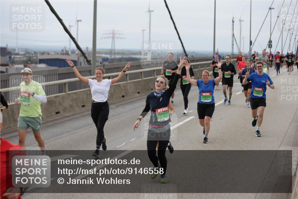 03.10.2025 - Köhlbrandbrückenlauf Jannik Wohlers http://msf.ph/oto/9146558 03.10.2025 15:49:23 Position 1 7775 meine-sportfotos.de