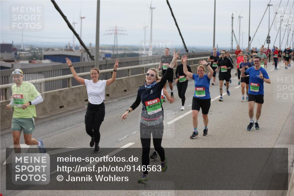 03.10.2025 - Köhlbrandbrückenlauf Jannik Wohlers http://msf.ph/oto/9146563 03.10.2025 15:49:23 Position 1 7775 meine-sportfotos.de