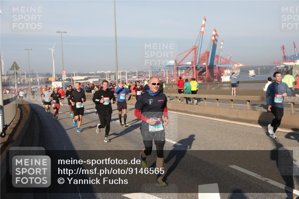 03.10.2025 - Köhlbrandbrückenlauf Yannick Fuchs http://msf.ph/oto/9146565 03.10.2025 08:36:43 Position 2 1052 meine-sportfotos.de