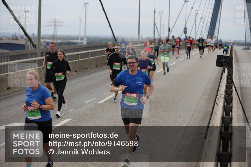 03.10.2025 - Köhlbrandbrückenlauf Jannik Wohlers http://msf.ph/oto/9146598 03.10.2025 15:49:25 Position 1 8983, 9244 meine-sportfotos.de