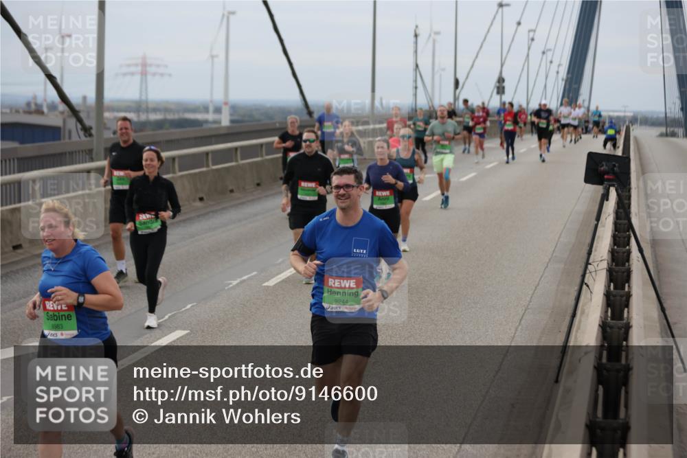 03.10.2025 - Köhlbrandbrückenlauf Jannik Wohlers http://msf.ph/oto/9146600 03.10.2025 15:49:25 Position 1 8983, 9244 meine-sportfotos.de