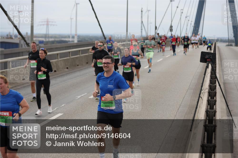 03.10.2025 - Köhlbrandbrückenlauf Jannik Wohlers http://msf.ph/oto/9146604 03.10.2025 15:49:25 Position 1 8983, 9244 meine-sportfotos.de