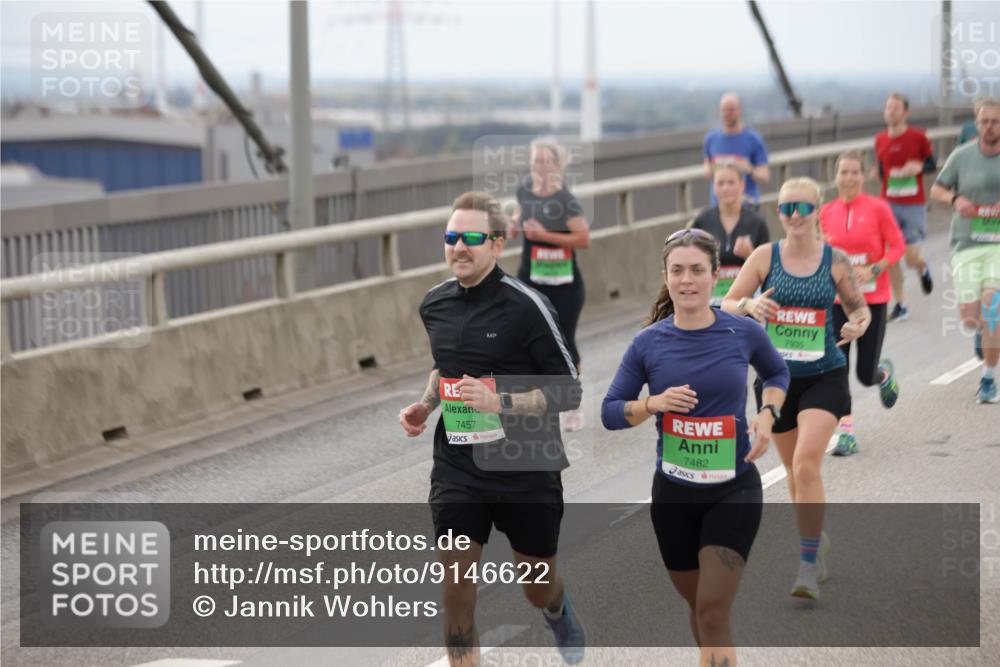 03.10.2025 - Köhlbrandbrückenlauf Jannik Wohlers http://msf.ph/oto/9146622 03.10.2025 15:49:27 Position 1 7457, 7482, 7935 meine-sportfotos.de