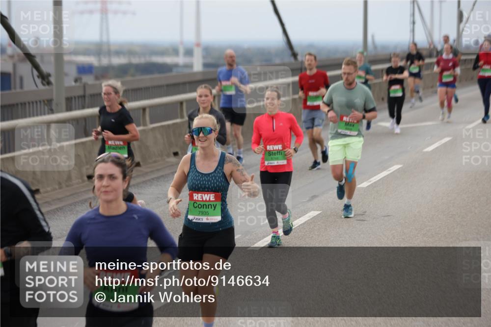 03.10.2025 - Köhlbrandbrückenlauf Jannik Wohlers http://msf.ph/oto/9146634 03.10.2025 15:49:27 Position 1 7462, 7935, 8766 meine-sportfotos.de