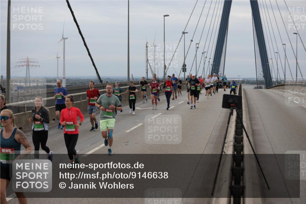 03.10.2025 - Köhlbrandbrückenlauf Jannik Wohlers http://msf.ph/oto/9146638 03.10.2025 15:49:28 Position 1  meine-sportfotos.de