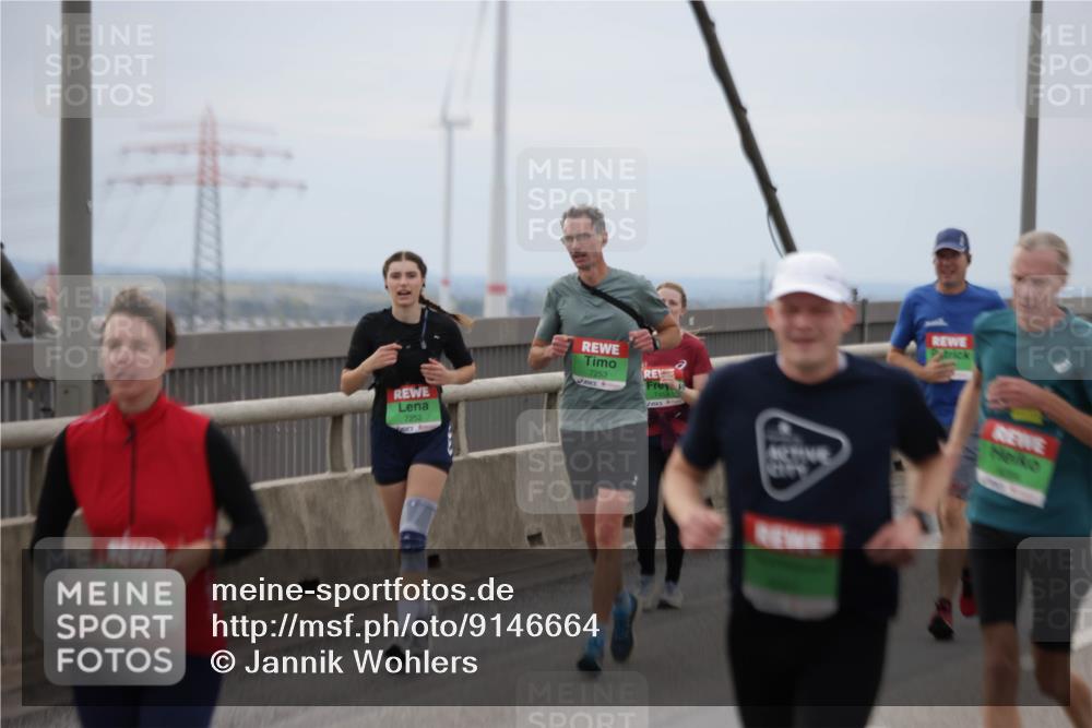 03.10.2025 - Köhlbrandbrückenlauf Jannik Wohlers http://msf.ph/oto/9146664 03.10.2025 15:49:36 Position 1 7252, 7253, 243 meine-sportfotos.de