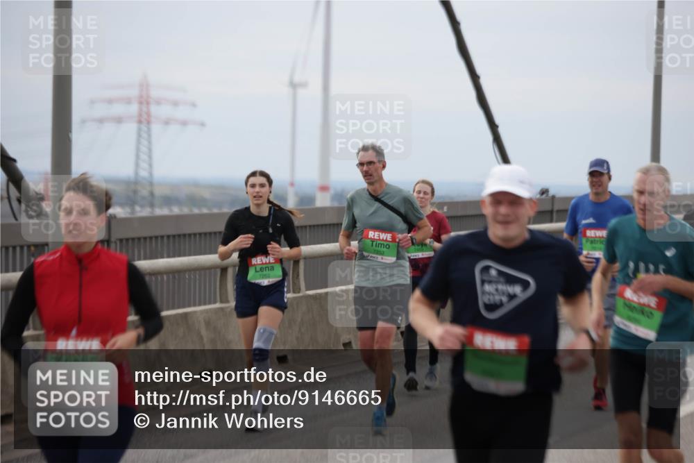 03.10.2025 - Köhlbrandbrückenlauf Jannik Wohlers http://msf.ph/oto/9146665 03.10.2025 15:49:36 Position 1 7252, 7253 meine-sportfotos.de