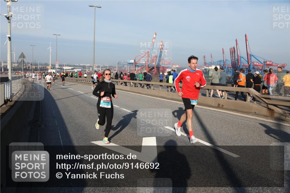 03.10.2025 - Köhlbrandbrückenlauf Yannick Fuchs http://msf.ph/oto/9146692 03.10.2025 08:36:55 Position 2 3174 meine-sportfotos.de
