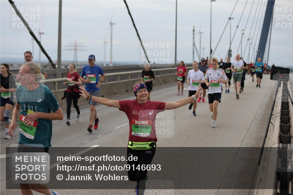 03.10.2025 - Köhlbrandbrückenlauf Jannik Wohlers http://msf.ph/oto/9146693 03.10.2025 15:49:39 Position 1 2025, 9284, 7854 meine-sportfotos.de
