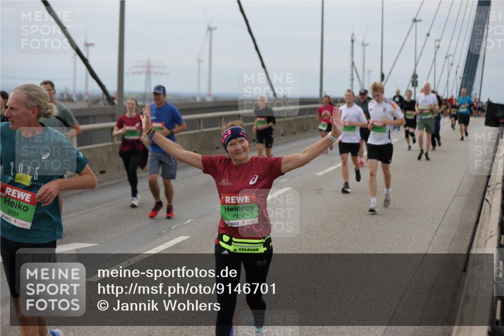 03.10.2025 - Köhlbrandbrückenlauf Jannik Wohlers http://msf.ph/oto/9146701 03.10.2025 15:49:40 Position 1 2025, 9284, 7854 meine-sportfotos.de
