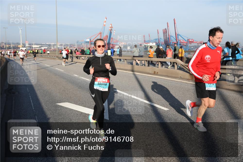03.10.2025 - Köhlbrandbrückenlauf Yannick Fuchs http://msf.ph/oto/9146708 03.10.2025 08:36:56 Position 2 3174, 3525 meine-sportfotos.de