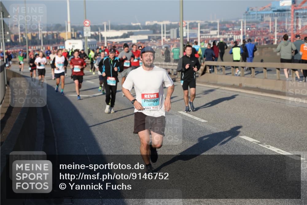 03.10.2025 - Köhlbrandbrückenlauf Yannick Fuchs http://msf.ph/oto/9146752 03.10.2025 08:37:01 Position 2 1271 meine-sportfotos.de