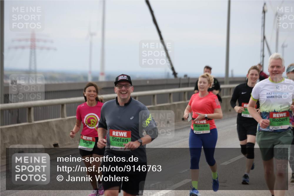 03.10.2025 - Köhlbrandbrückenlauf Jannik Wohlers http://msf.ph/oto/9146763 03.10.2025 15:49:44 Position 1 7432, 7663, 7398 meine-sportfotos.de