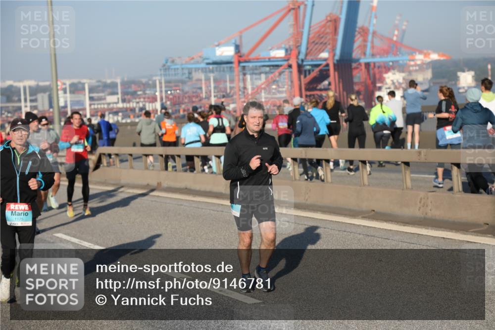 03.10.2025 - Köhlbrandbrückenlauf Yannick Fuchs http://msf.ph/oto/9146781 03.10.2025 08:37:04 Position 2 1175 meine-sportfotos.de