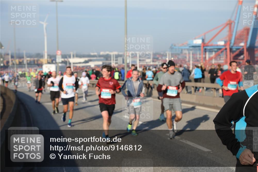 03.10.2025 - Köhlbrandbrückenlauf Yannick Fuchs http://msf.ph/oto/9146812 03.10.2025 08:37:06 Position 2  meine-sportfotos.de
