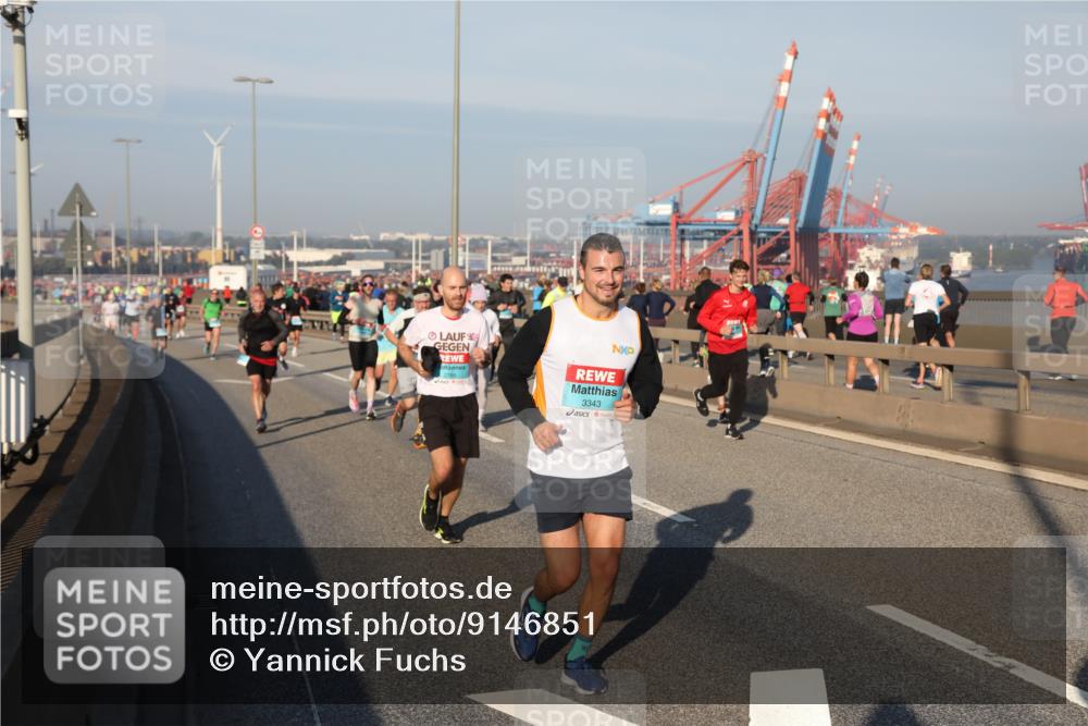 03.10.2025 - Köhlbrandbrückenlauf Yannick Fuchs http://msf.ph/oto/9146851 03.10.2025 08:37:10 Position 2 2788, 3343 meine-sportfotos.de