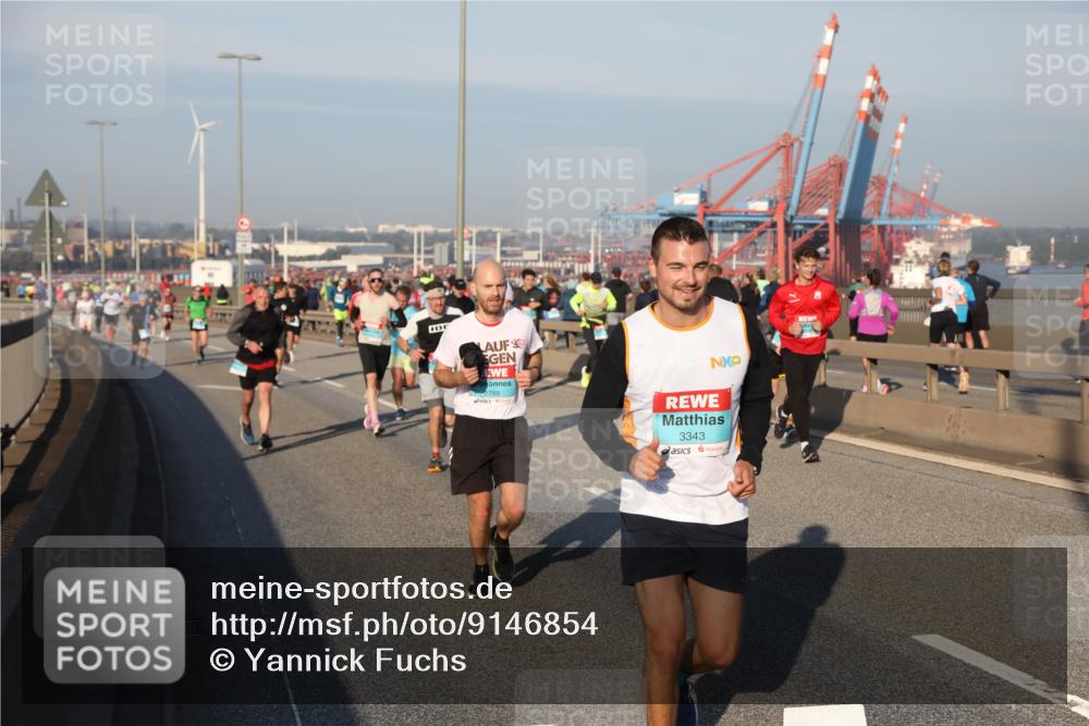 03.10.2025 - Köhlbrandbrückenlauf Yannick Fuchs http://msf.ph/oto/9146854 03.10.2025 08:37:10 Position 2 2788, 3343 meine-sportfotos.de