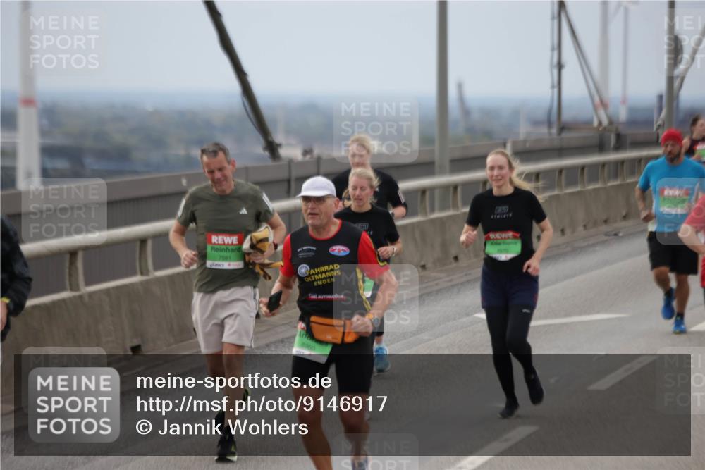 03.10.2025 - Köhlbrandbrückenlauf Jannik Wohlers http://msf.ph/oto/9146917 03.10.2025 15:50:00 Position 1 19, 7581, 8960 meine-sportfotos.de
