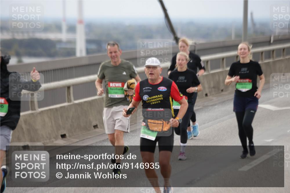 03.10.2025 - Köhlbrandbrückenlauf Jannik Wohlers http://msf.ph/oto/9146935 03.10.2025 15:50:01 Position 1 511, 7581, 8960 meine-sportfotos.de