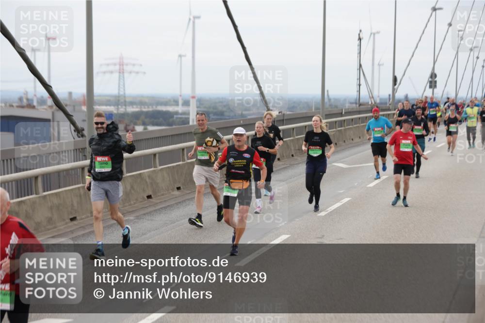03.10.2025 - Köhlbrandbrückenlauf Jannik Wohlers http://msf.ph/oto/9146939 03.10.2025 15:50:01 Position 1 7581 meine-sportfotos.de