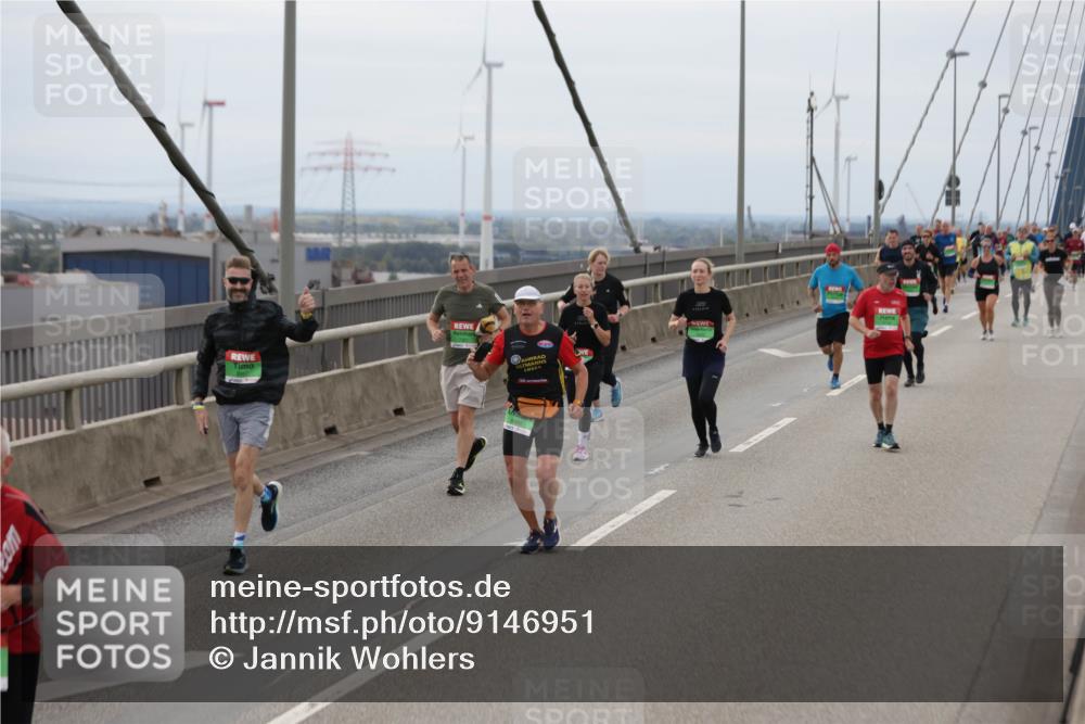 03.10.2025 - Köhlbrandbrückenlauf Jannik Wohlers http://msf.ph/oto/9146951 03.10.2025 15:50:01 Position 1  meine-sportfotos.de