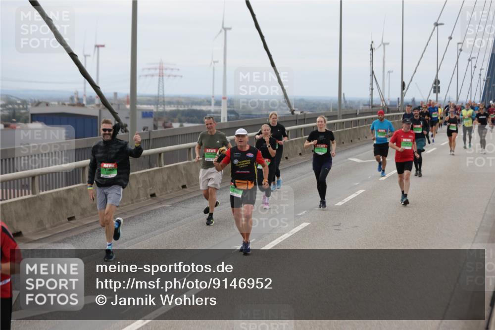 03.10.2025 - Köhlbrandbrückenlauf Jannik Wohlers http://msf.ph/oto/9146952 03.10.2025 15:50:01 Position 1  meine-sportfotos.de