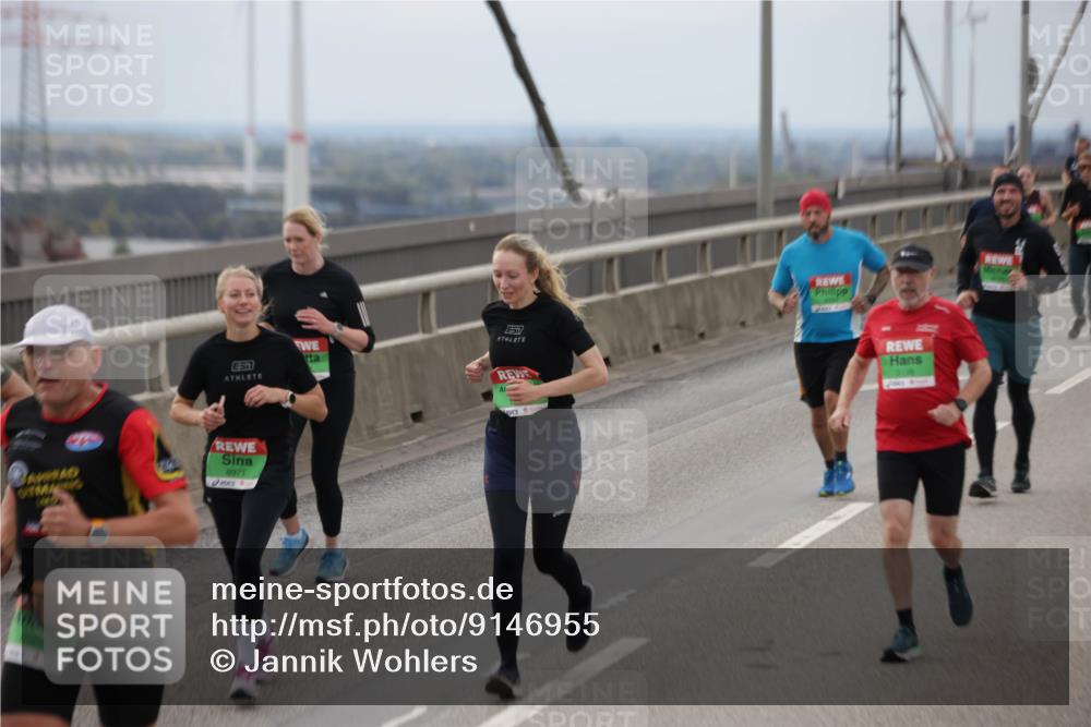 03.10.2025 - Köhlbrandbrückenlauf Jannik Wohlers http://msf.ph/oto/9146955 03.10.2025 15:50:03 Position 1 51, 7, 8971, 6 meine-sportfotos.de
