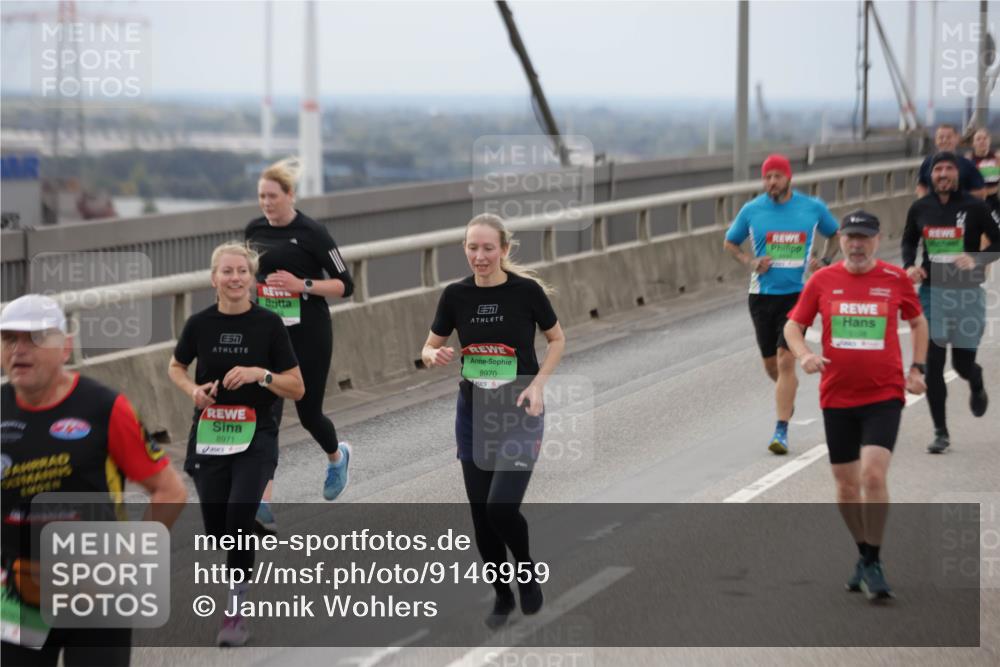 03.10.2025 - Köhlbrandbrückenlauf Jannik Wohlers http://msf.ph/oto/9146959 03.10.2025 15:50:03 Position 1 8971, 7, 8970 meine-sportfotos.de